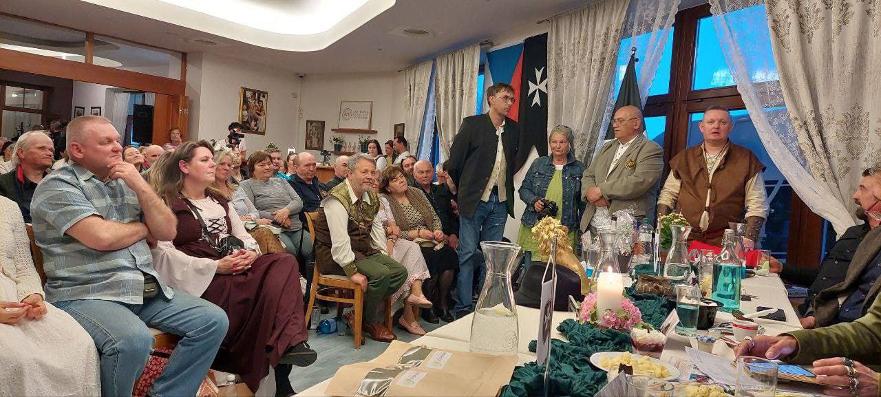 photo_2025-04-03_07-20-11